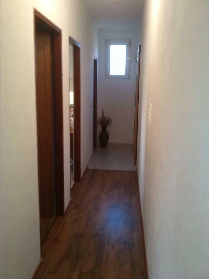 Midnight Apartment Razanac Luaran gambar